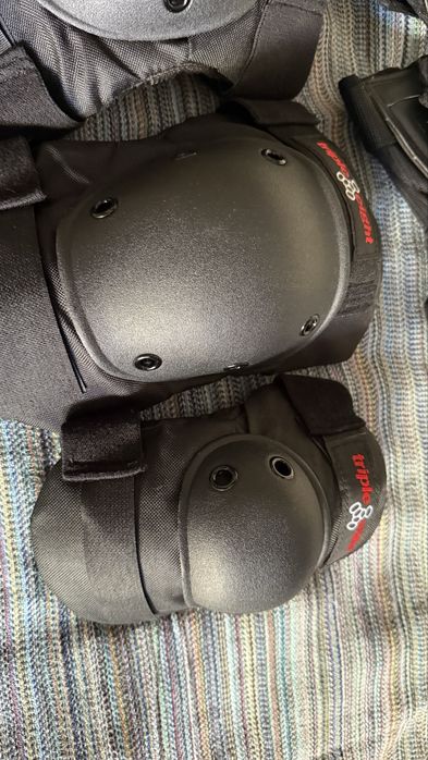 Протектори за лонгборд, скейтборд и тротинетка Triple Eight Little Tricky Skate Pads 3-pack (M)