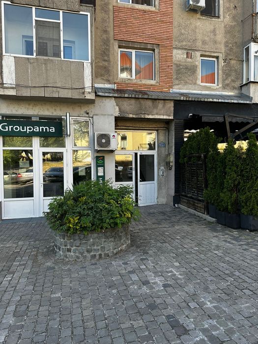 Vand apartament 4 camere