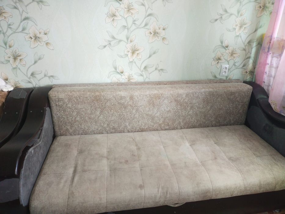 Диван с креслом за 20000