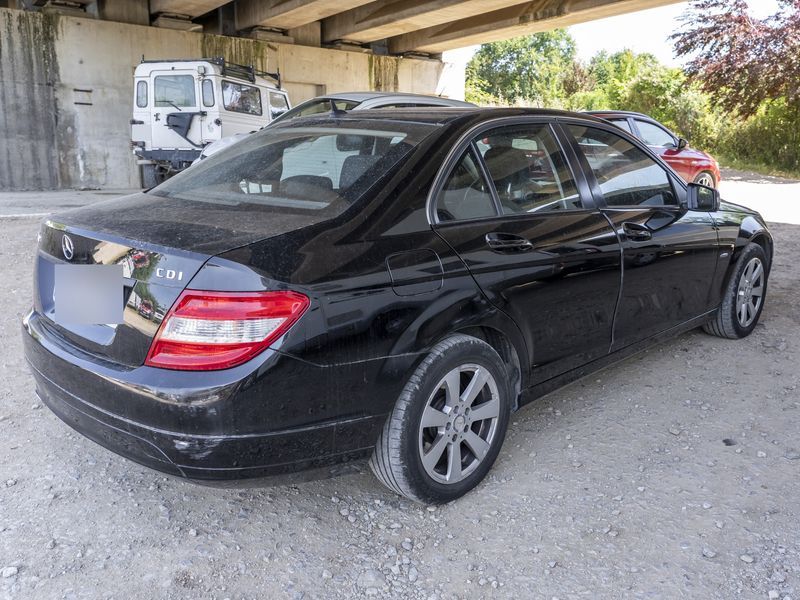 Mercedes-Benz C-Klasse C 220 CDI BlueEfficiency Classic 2010
