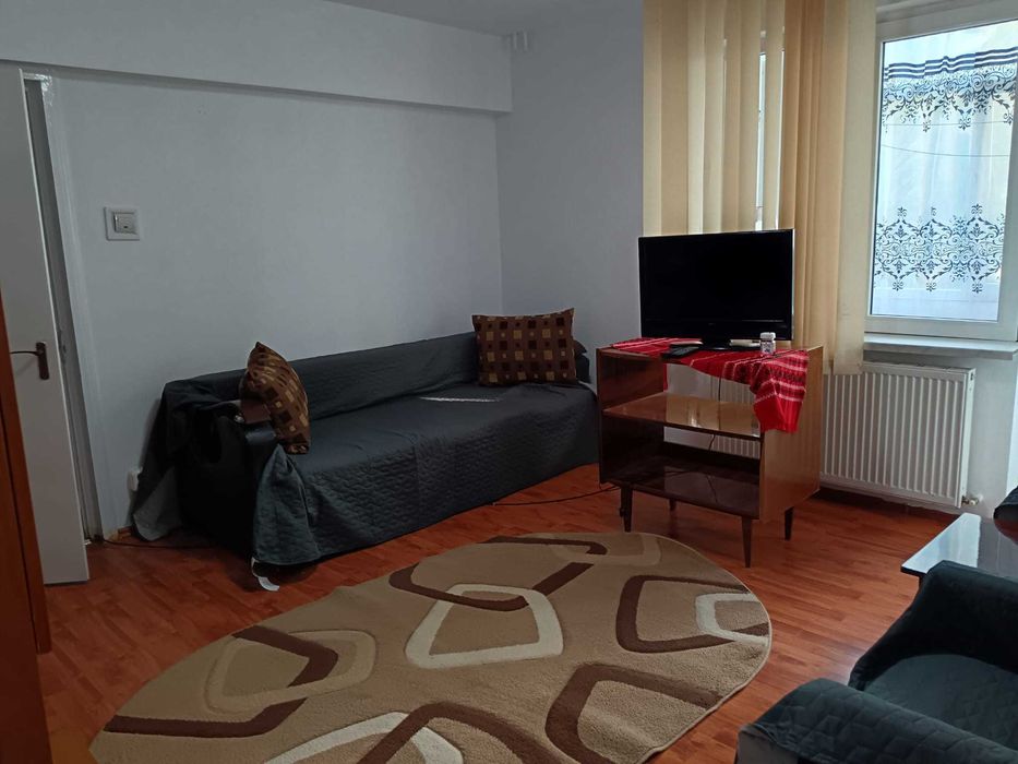 Inchiriez apartament 2 camere zona V-uri