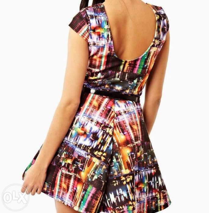 Rochie cu imprimeu marimea M