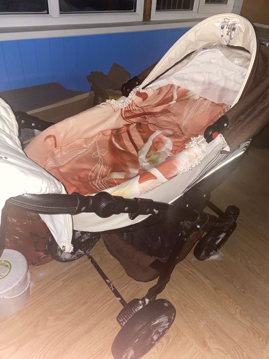 Продам коляску Tutis