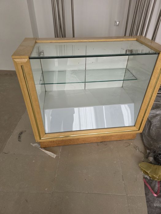 Продамвитрины, ,есть доставка