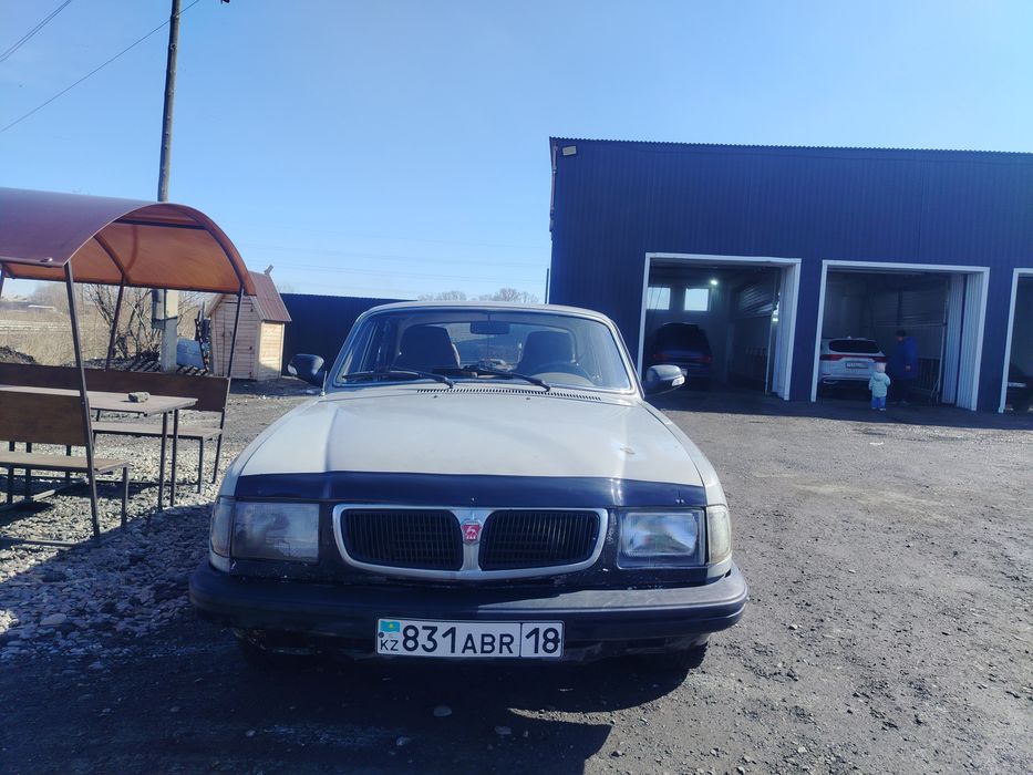 Продам автомобиль газ 3110(волга)
