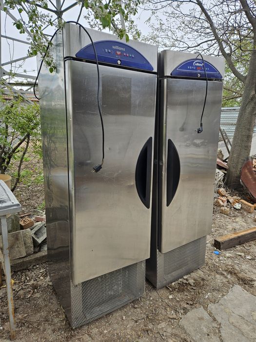 Хладилни Шкафове Вертикални Ми-носови и Плю-сови Неръждавейка-Юнокс-Алпака за Ресторанти Заведения Професионални