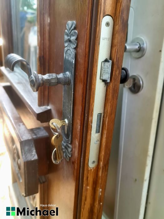 Usa intrare lemn masiv,Austria (Karin 4372)