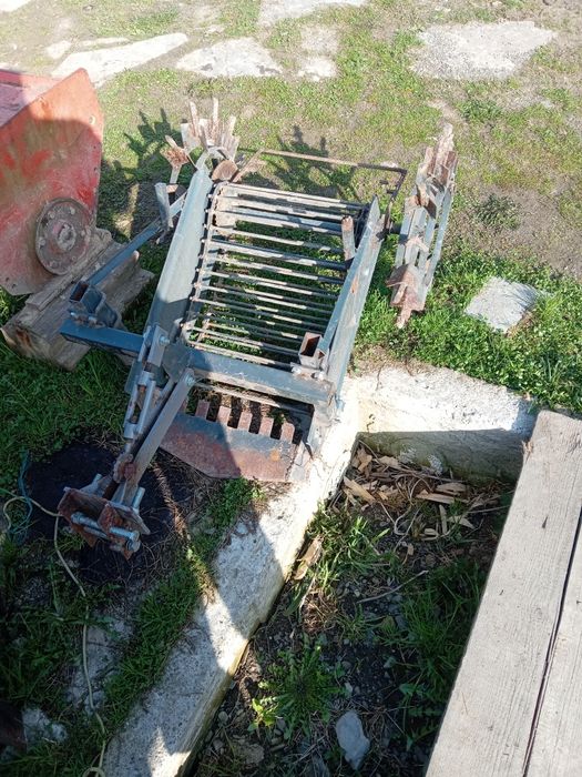 Vând tractoras pasquali 4x4 diesel