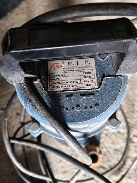 Продам насос дренажный