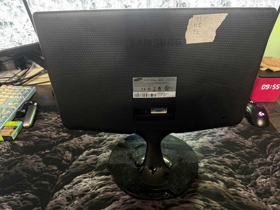 Монитор для офиса / учебы / дома