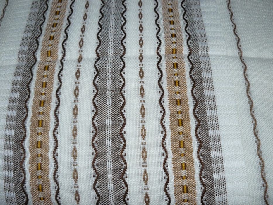 Червени битови покривки за маса