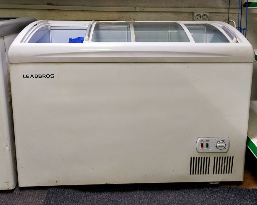 Продам холодильник