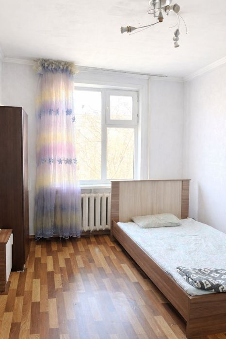 Подселение девушки