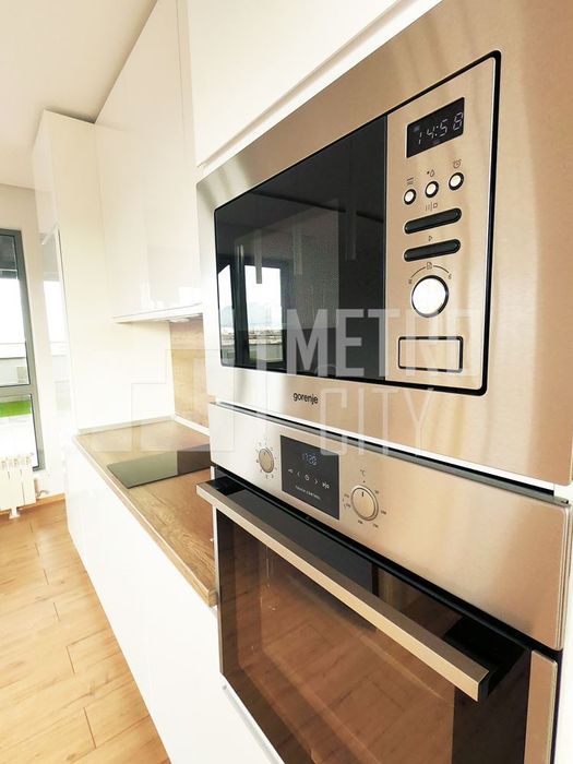 Продава се Четиристаен апартамент в София, Младост 3 - 445 кв.м за 1259 €/кв.м - Снимка #6