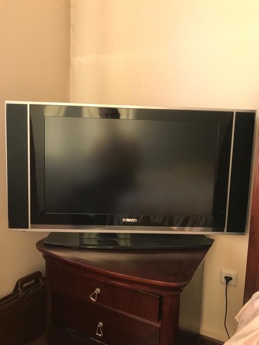 Продам телевизор