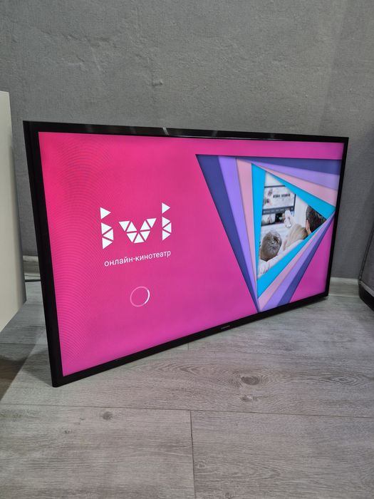 СМАРТ ТВ 107см Вай-Фай интернет
