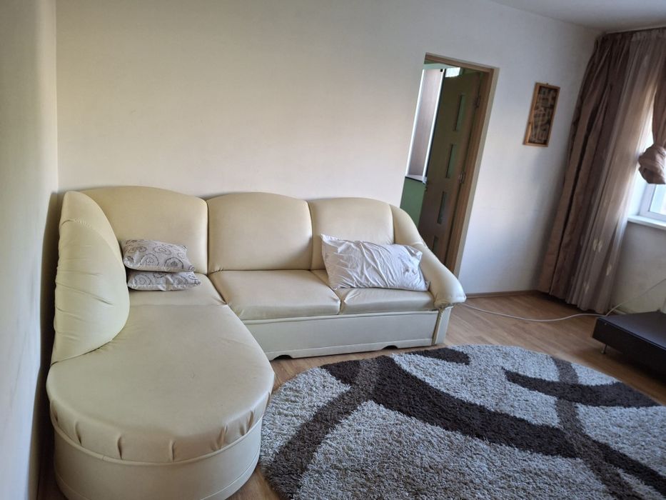 De închiriat pe termen lung