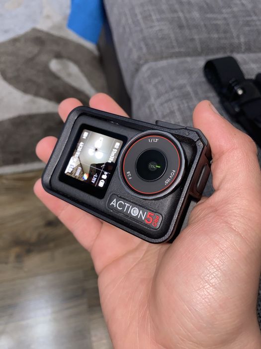 Dji action 5pro+Gimbal Hohem iSteady pro 4