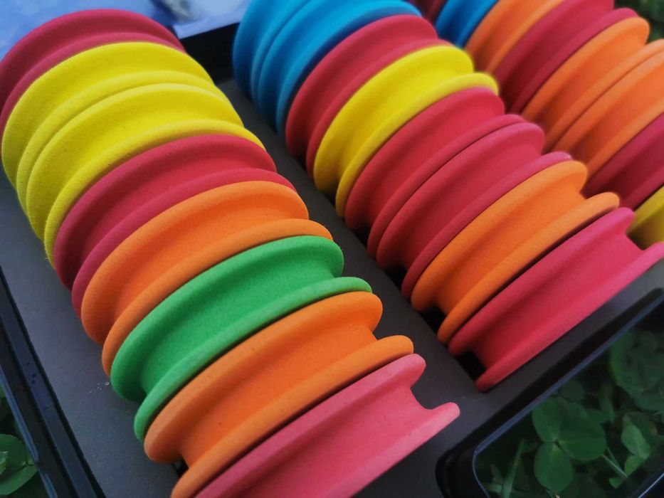 Рибарска кутия с 24 EVA ролки за монтажни поводи (фидер, zig rigs )