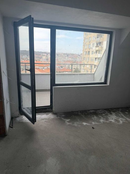 Продава се Тристаен апартамент в Плевен, Широк център - 110 кв.м за 696 €/кв.м - Снимка #3