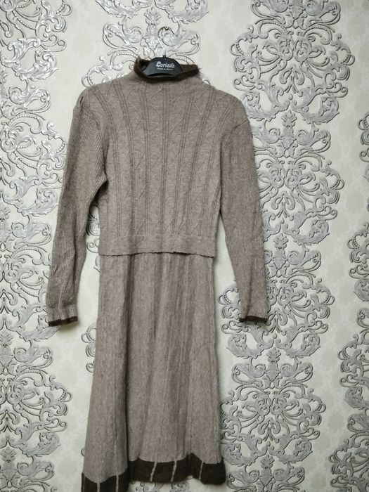 Платье женское 46-48 размер