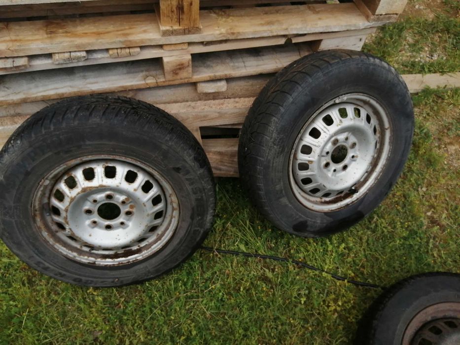 Гуми, зимни, 2 бр. (с джанти) за Fiat Punto S 1998