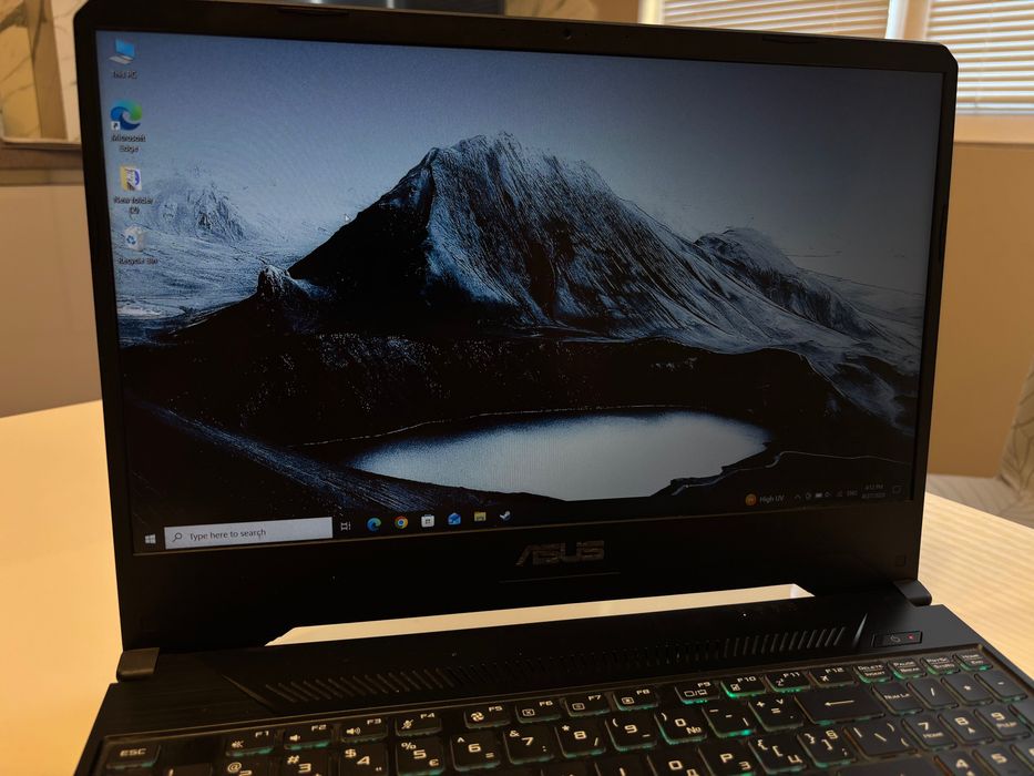 Лаптоп ASUS tuf gaming