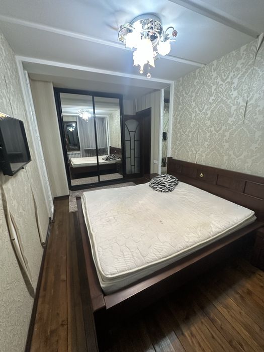 Аренда Лабзак ц12 3/4хона 550 долл оила болла кизларга Акуратний одам