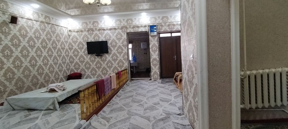 Қаланың орайынан 6 ханалы 6 сотых жер жай сатылады