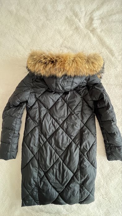 Продам куртку женскую