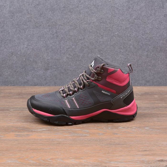 McKinley (Австрия)  женские трекинговые мембранные ботинки