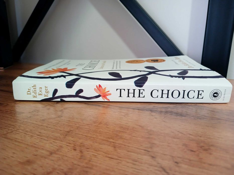 Книга «Выбор» Эдит Ева Эгер на английском с автографом автора