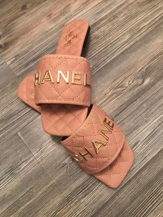 Джапанки Chanel нови