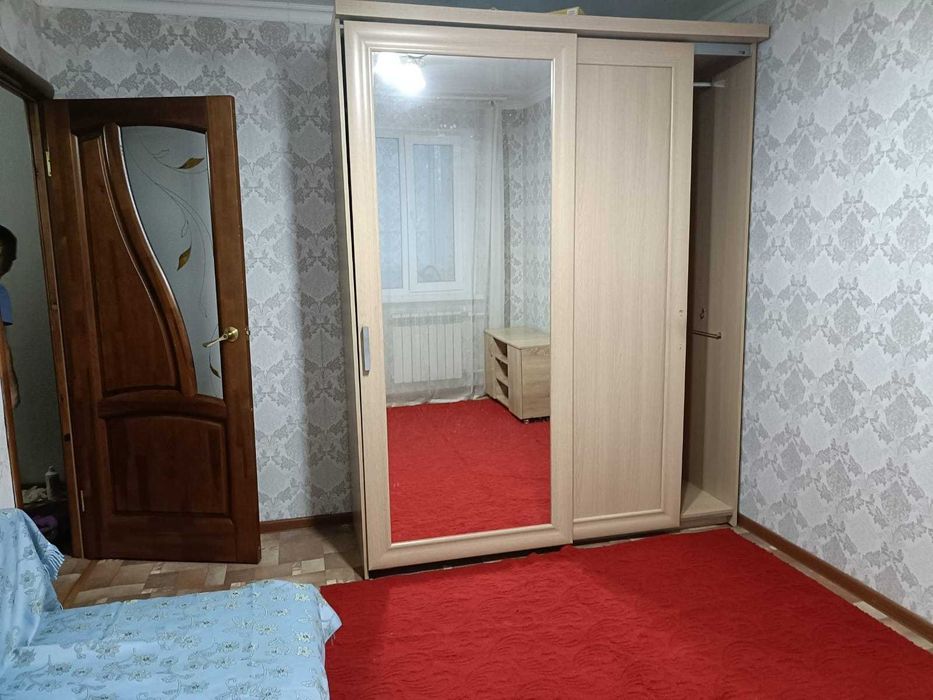 Продам 2 комнатную 8 мкр