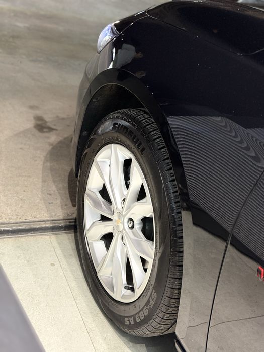 Malibu 2 xl 2023 qora eng fuli shu.Kraskalari tozza