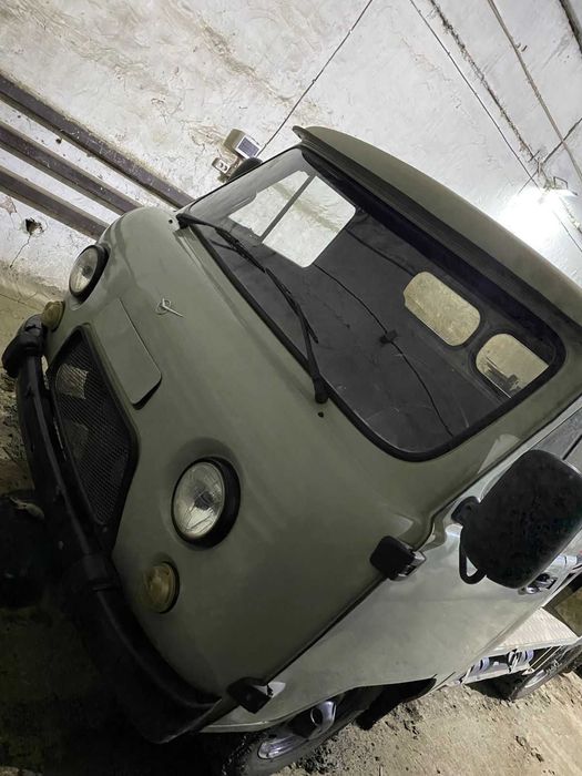 Продаётся УАЗ-3303 термоцистерна-молоковоз