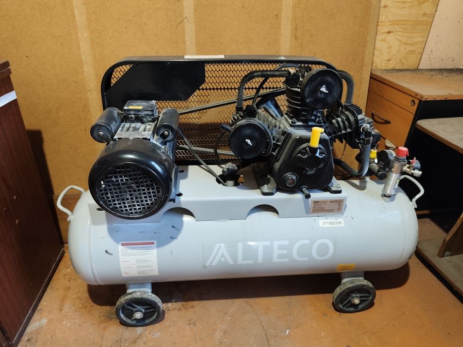 Продам Компрессор