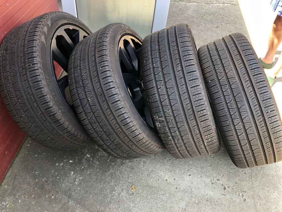 Jante aluminiu sau roti range rover sport vogue discovery