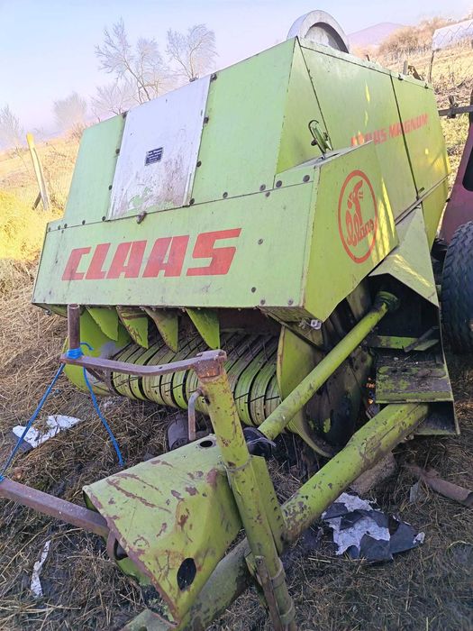 Vand presa de balotat