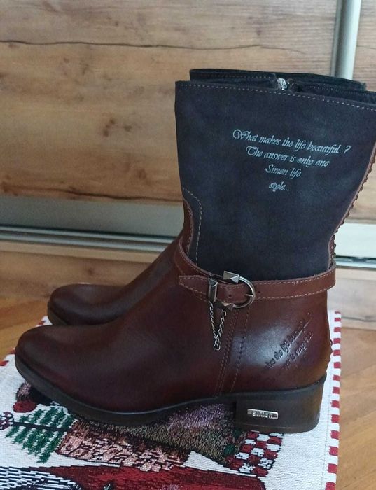 Продаю полусапожки 39-го размера