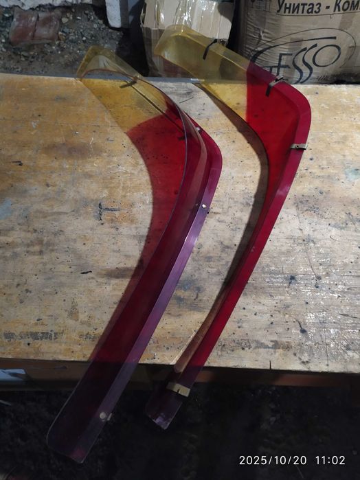 Продам ветровики москвича 412.