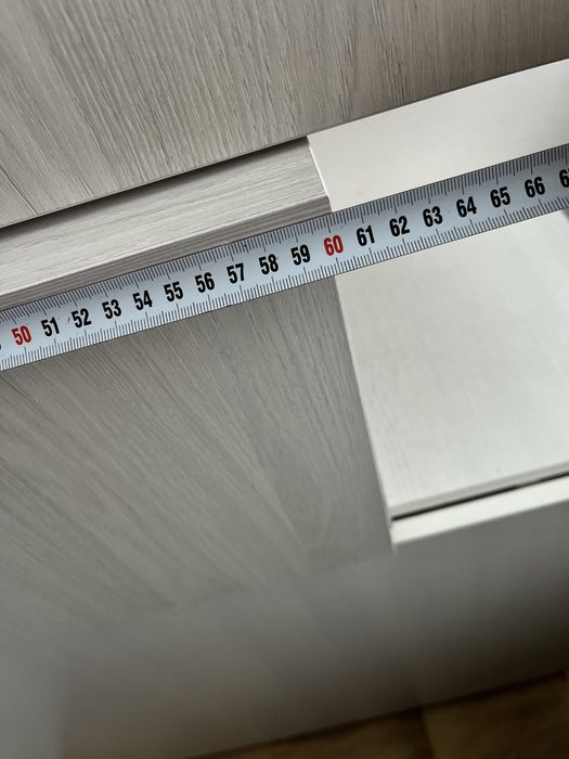 Полка навесная с дверками