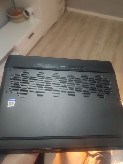 Vând Schimb Leptop Gaming  Alienware m15 R3