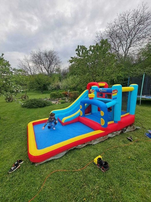 Tobogane gonflabile de inchiriat