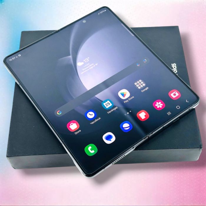 Samsung Galaxy Z Fold 5 5G 256GB 12RAM Black Перфектен! Гаранция!