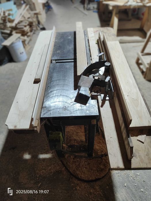 Utilaje debitare lemn - gater circular abric
