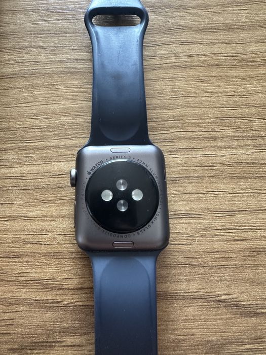 Apple Watch SERIES•3