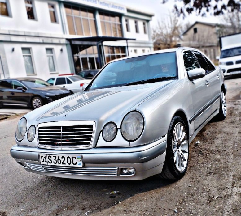 Mersades 210 xolati yaxshi 1998 yil moshina yumsho 18 diskada