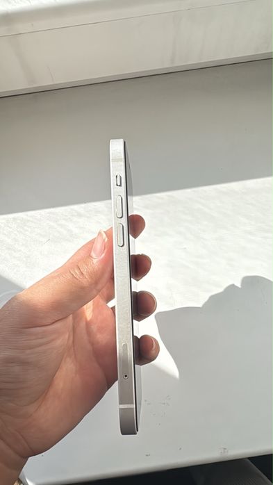 Iphone 12 состояние хорошее
