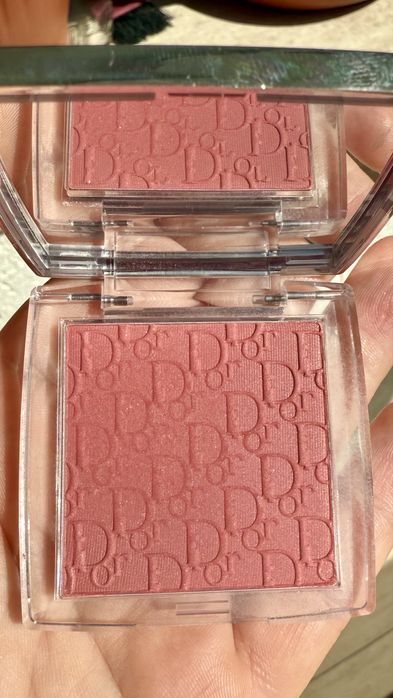 Руж Dior Backstage